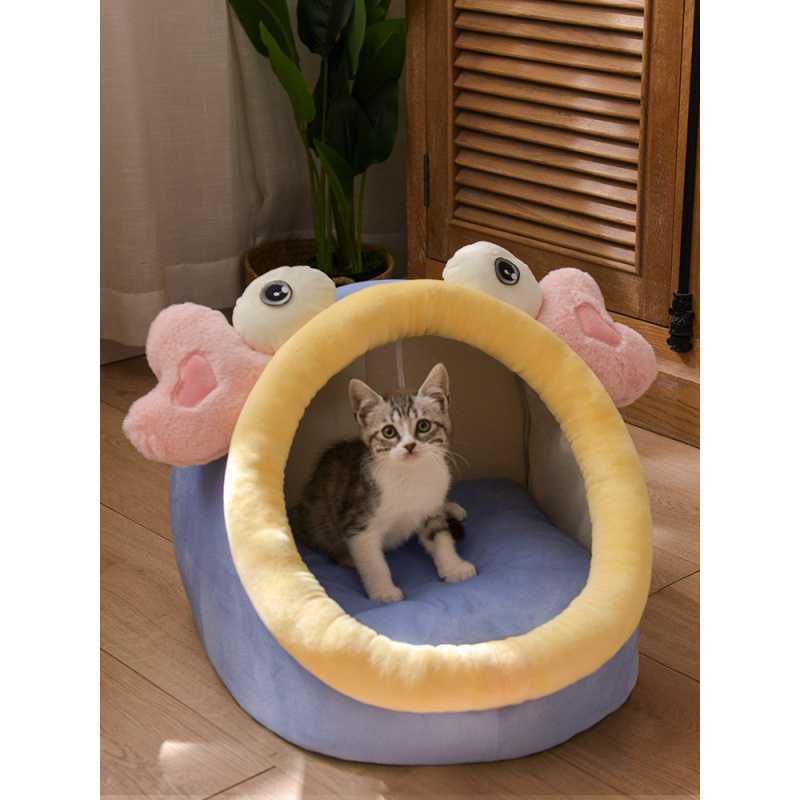 Quirky Fish Hearty Pet Bed