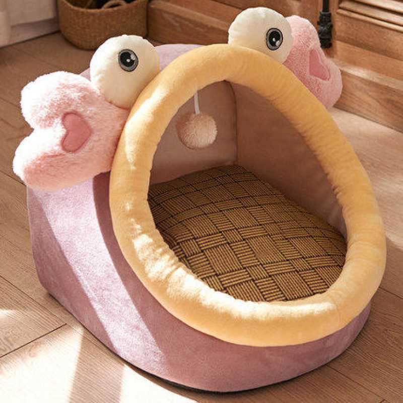 Quirky Fish Hearty Pet Bed