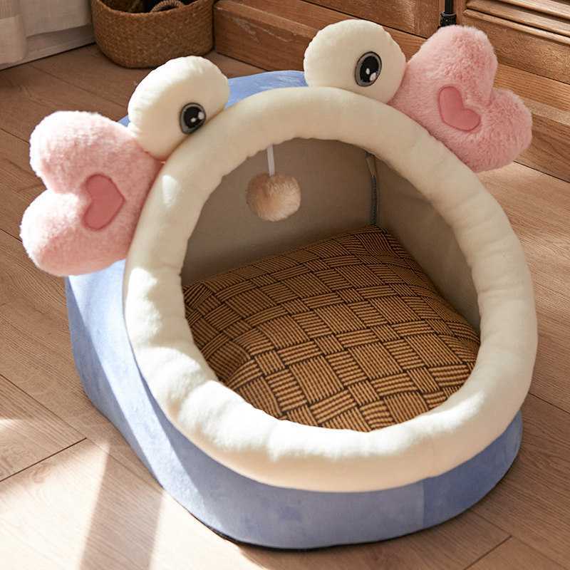 Quirky Fish Hearty Pet Bed