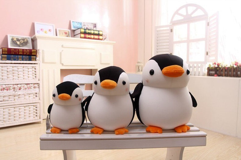 Penguin plush toy